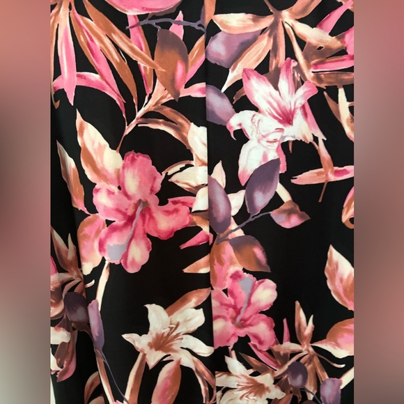 Connected Apparel Floral Print Dress-Size 16 - Picture 8 of 13